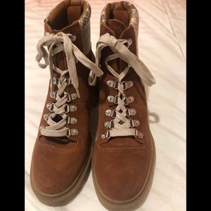 Never Worn Dolce Vida Rubi Hiker Boots.